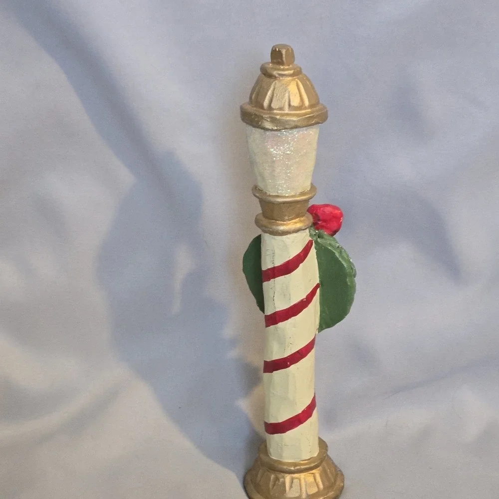 Kurt Adler Christmas Lamp Post Wreath Red Bow Glitter Holiday Decor 8.5